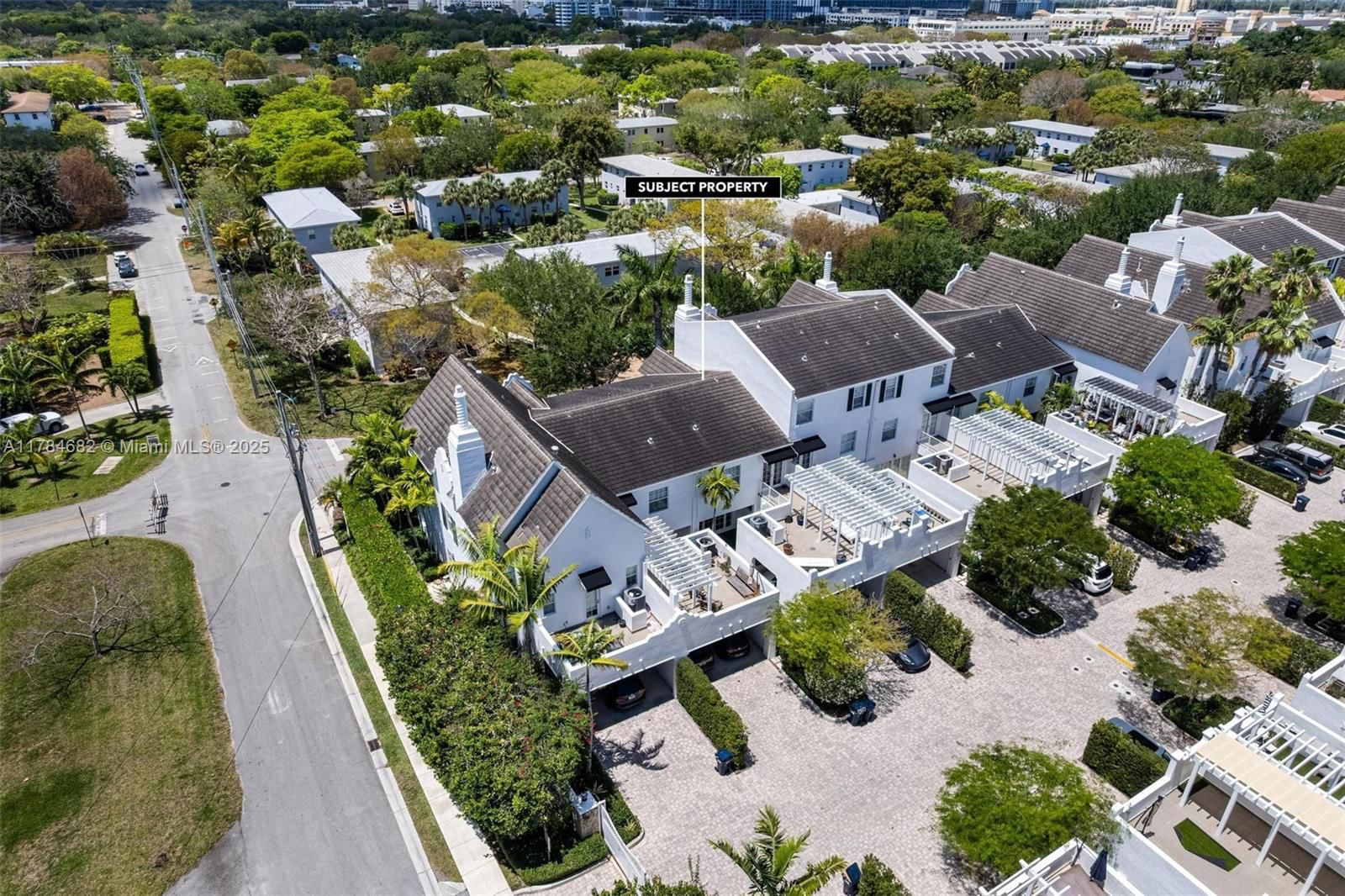 Real estate property located at 7765 54th Ct #7765, Miami-dade, Pines Manor, Miami, FL