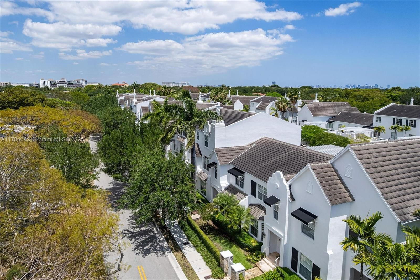 Real estate property located at 7765 54th Ct #7765, Miami-dade, Pines Manor, Miami, FL