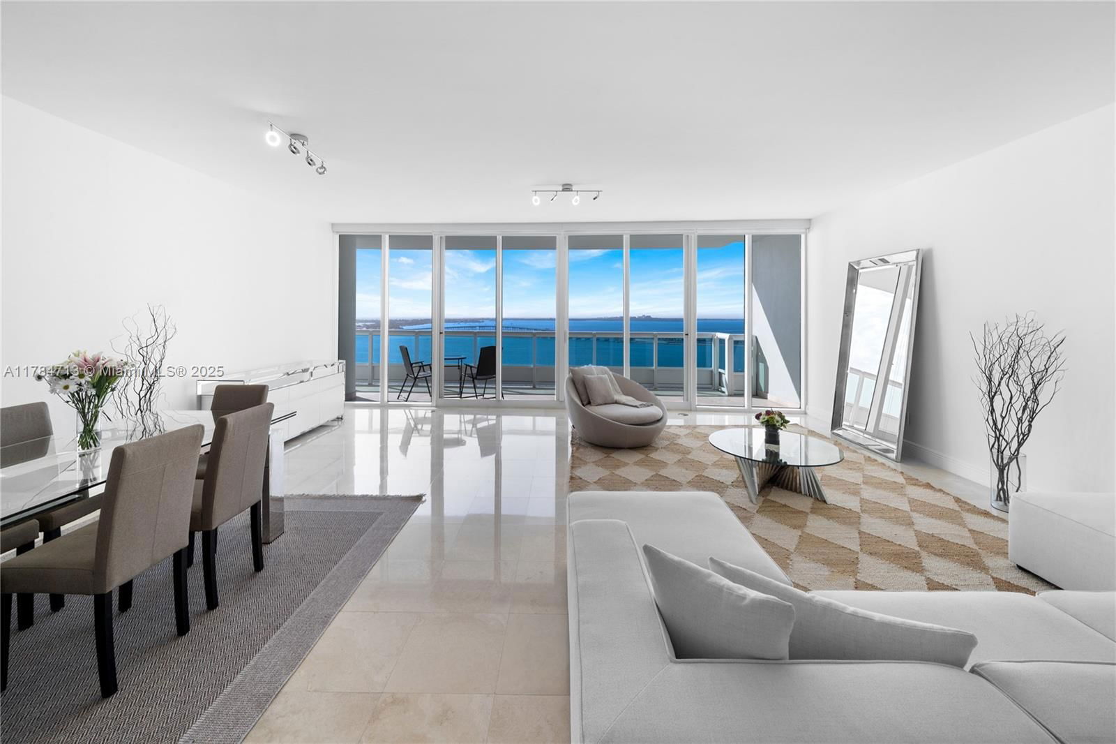 Real estate property located at 1643 Brickell Ave #2203, Miami-dade, Santa Maria Condo, Miami, FL