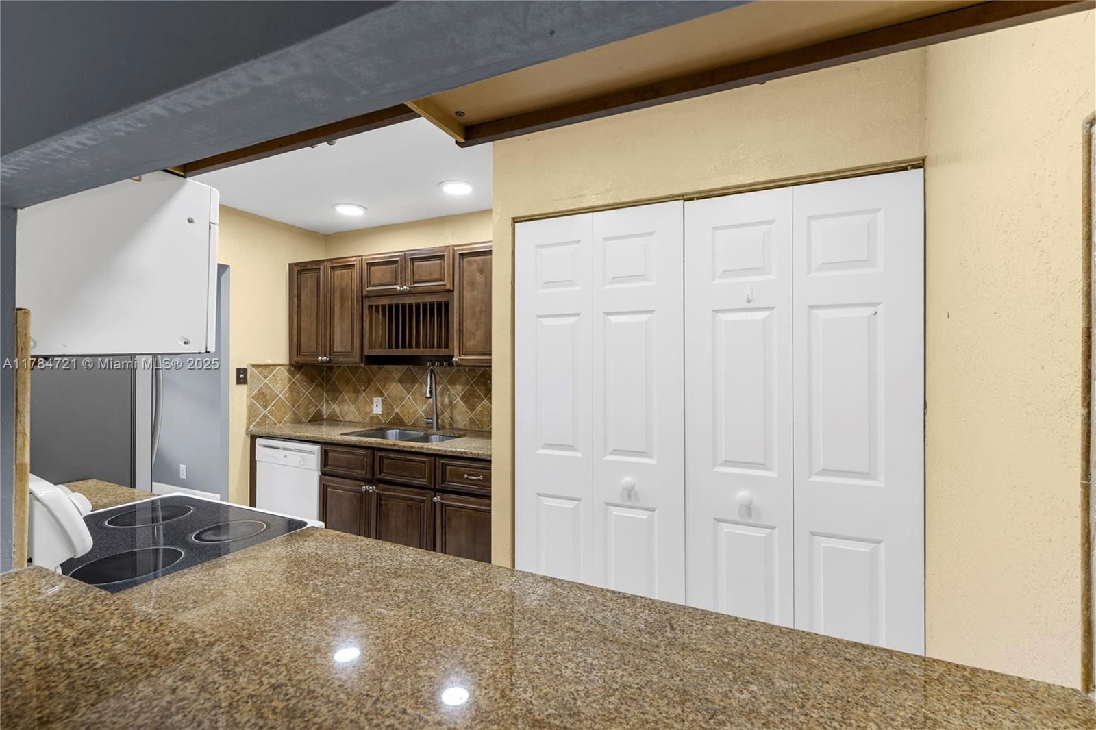 Real estate property located at 2071 46th Ave I103, Broward, Newport At Lauderhill Con, Lauderhill, FL