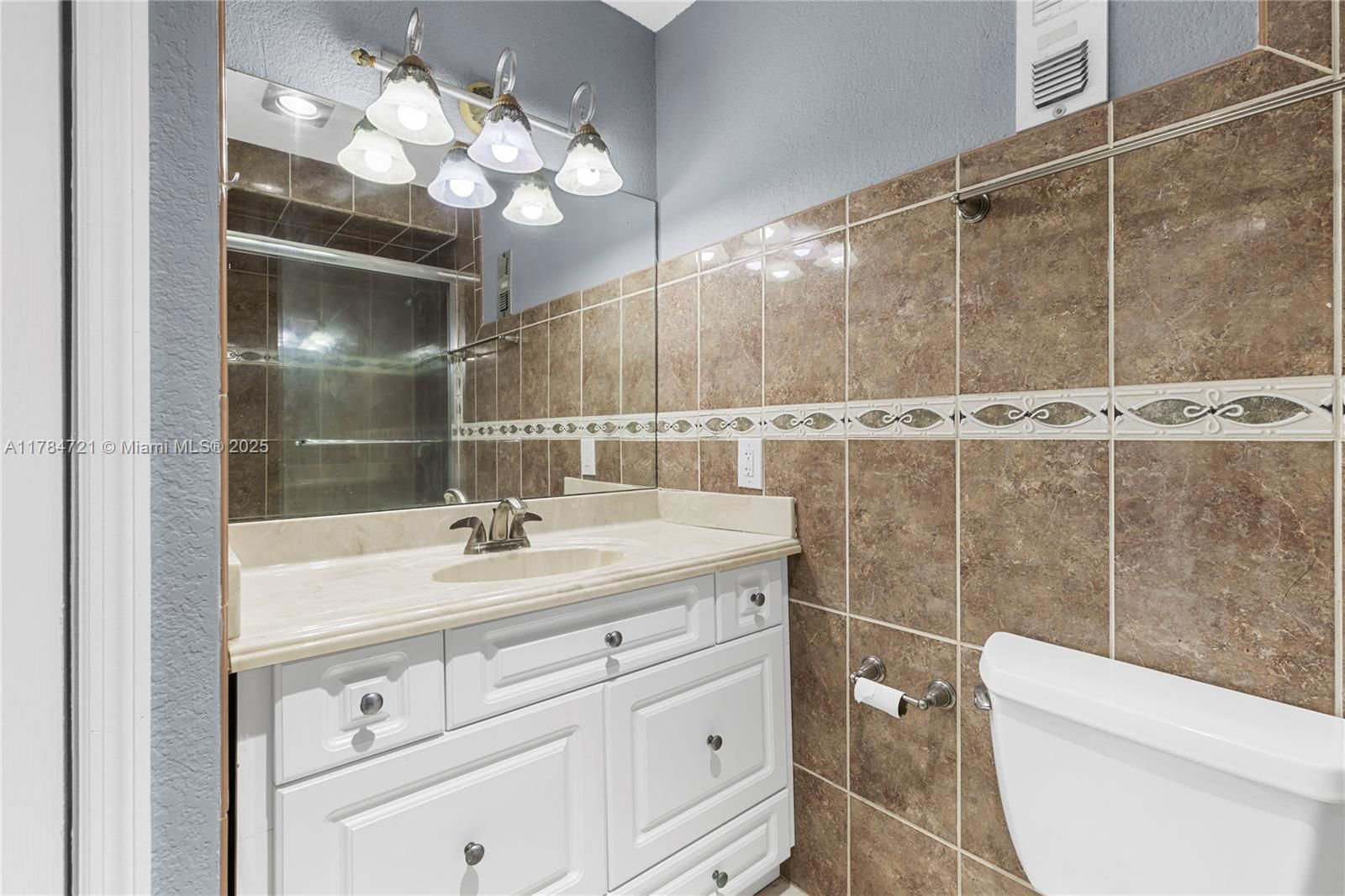 Real estate property located at 2071 46th Ave I103, Broward, Newport At Lauderhill Con, Lauderhill, FL