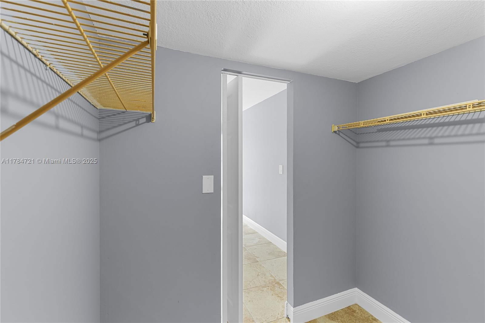 Real estate property located at 2071 46th Ave I103, Broward, Newport At Lauderhill Con, Lauderhill, FL