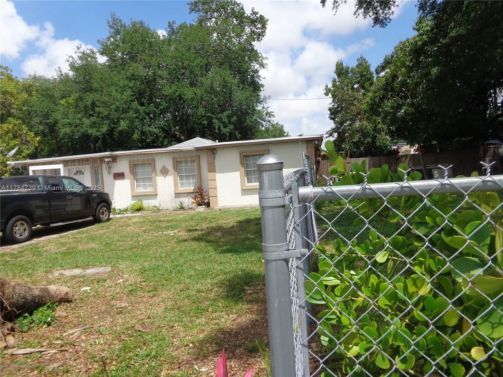 Real estate property located at , Miami-dade, West Silver Crest, Miami, FL