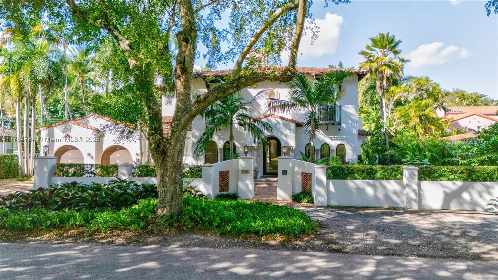 Real estate property located at 1511 Alegriano Ave, Miami-dade, C Gab Country Club Sec 5, Coral Gables, FL