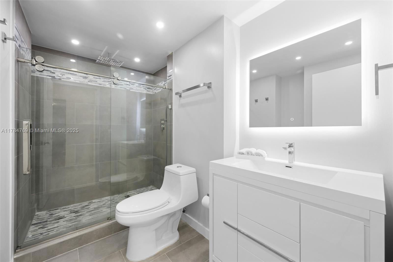 Real estate property located at 500 Three Islands Blvd #206, Broward, Olympus Condo Phase, Hallandale Beach, FL