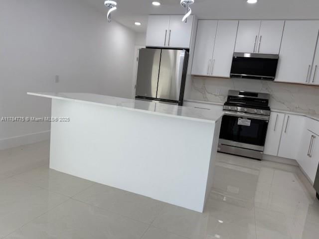 Real estate property located at 411 6th Ave, Broward, Garden Isles Sec 7, Pompano Beach, FL