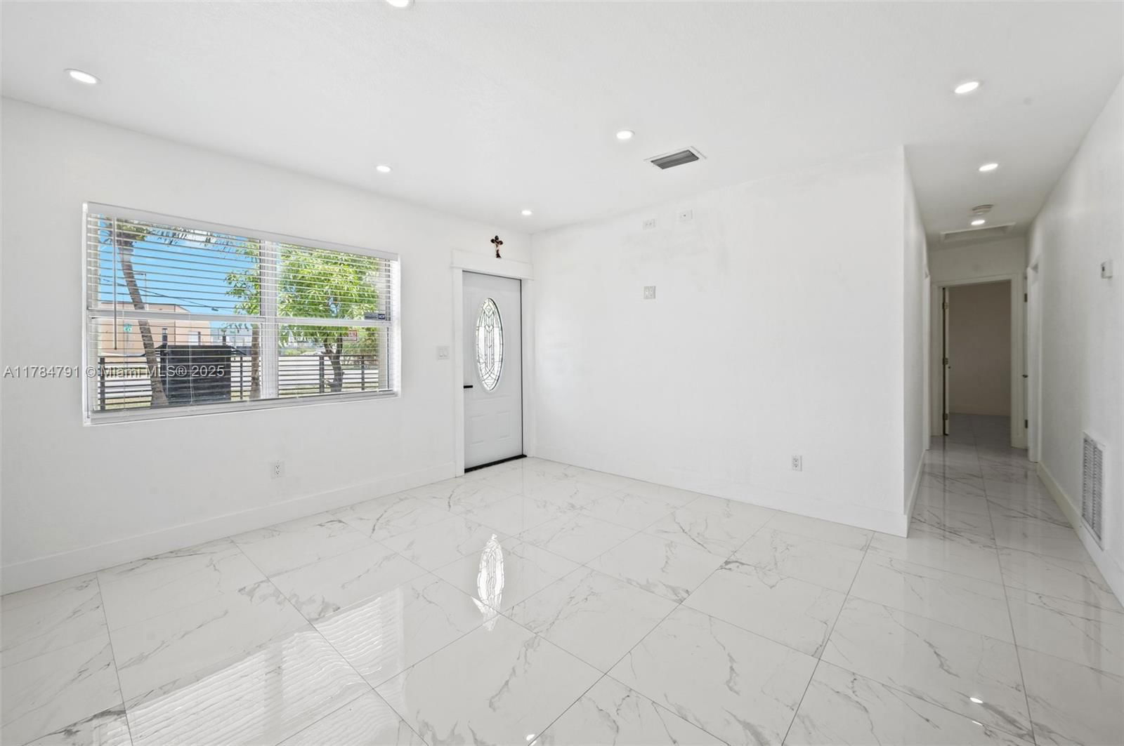 Real estate property located at 31600 187th Ave, Miami-dade, Replat Of Portion Of Flor, Homestead, FL