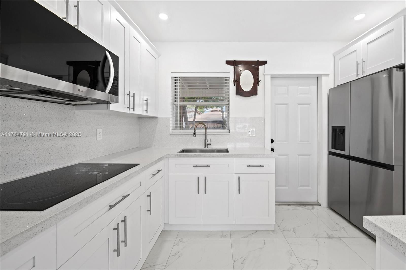 Real estate property located at 31600 187th Ave, Miami-dade, Replat Of Portion Of Flor, Homestead, FL