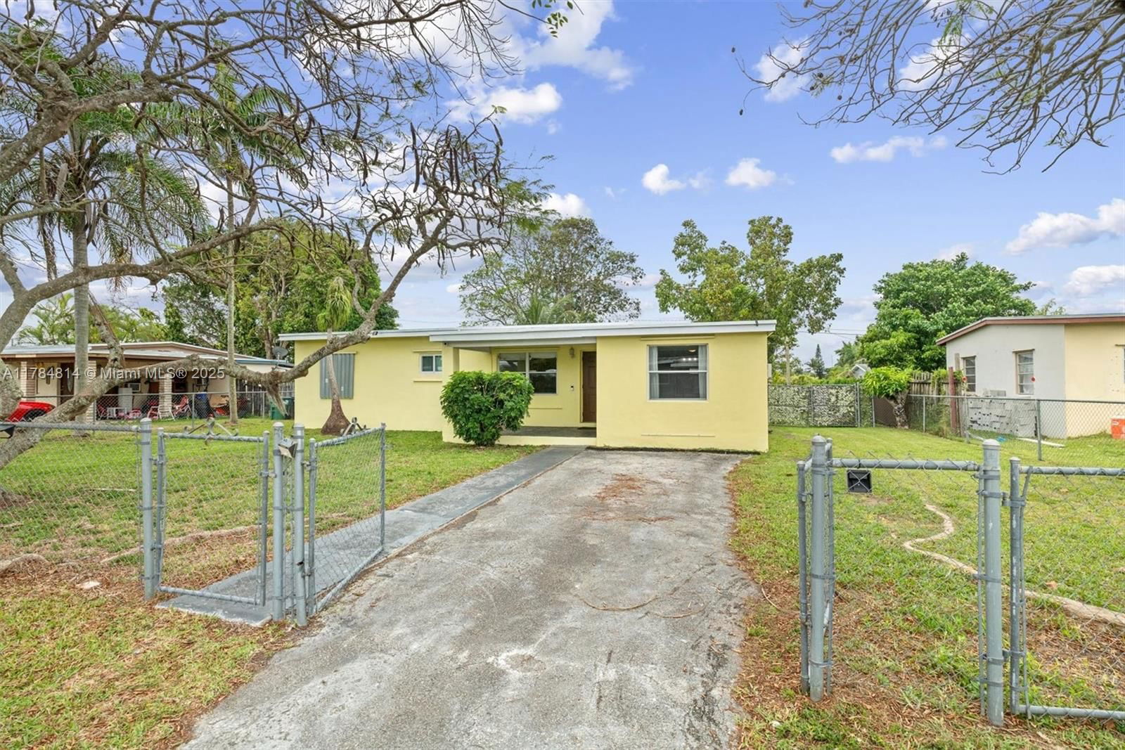 Real estate property located at 30310 172nd Ct, Miami-dade, Kings Highway Homesites 1, Homestead, FL