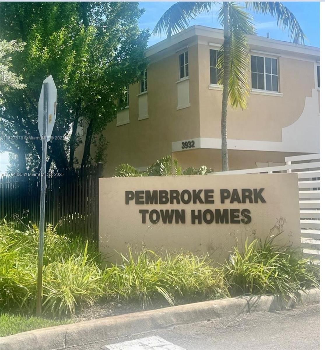 Real estate property located at 3928 52nd Ave F3, Broward, Pembroke Park Townhouses, Pembroke Park, FL