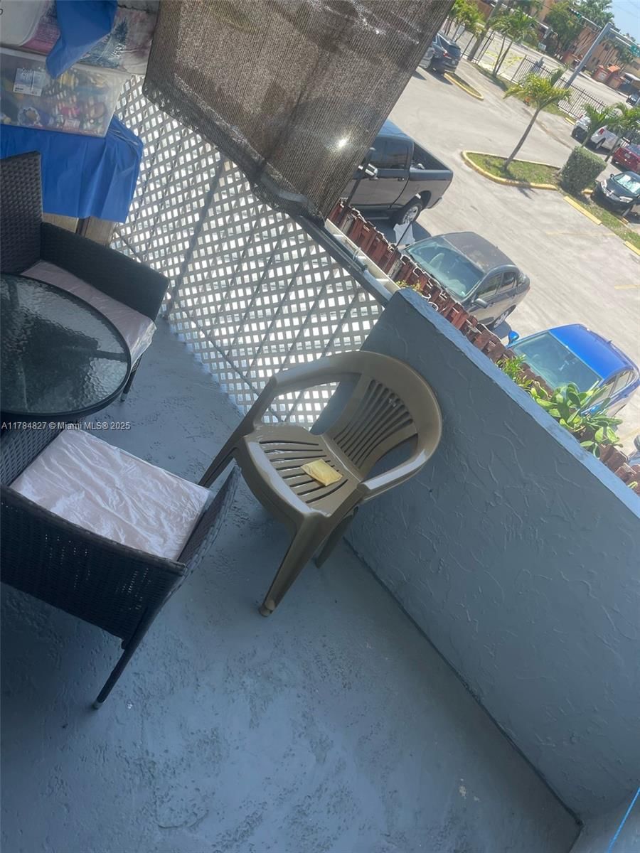 Real estate property located at 6195 18th Ave G216, Miami-dade, Los Suenos Condo, Hialeah, FL