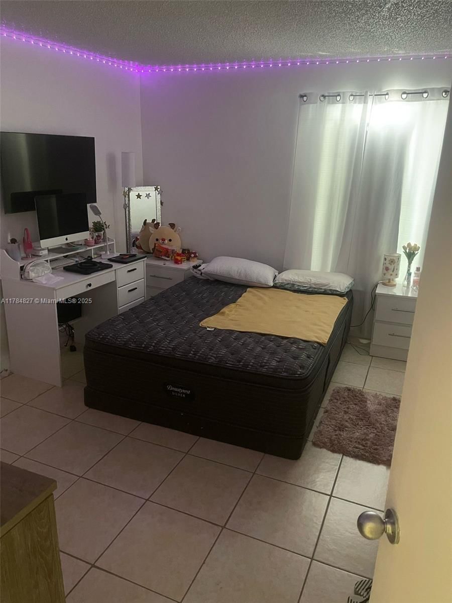 Real estate property located at 6195 18th Ave G216, Miami-dade, Los Suenos Condo, Hialeah, FL