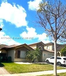 Real estate property located at 9418 227th Ter, Miami-dade, Lakes By The Bay Day, Cutler Bay, FL