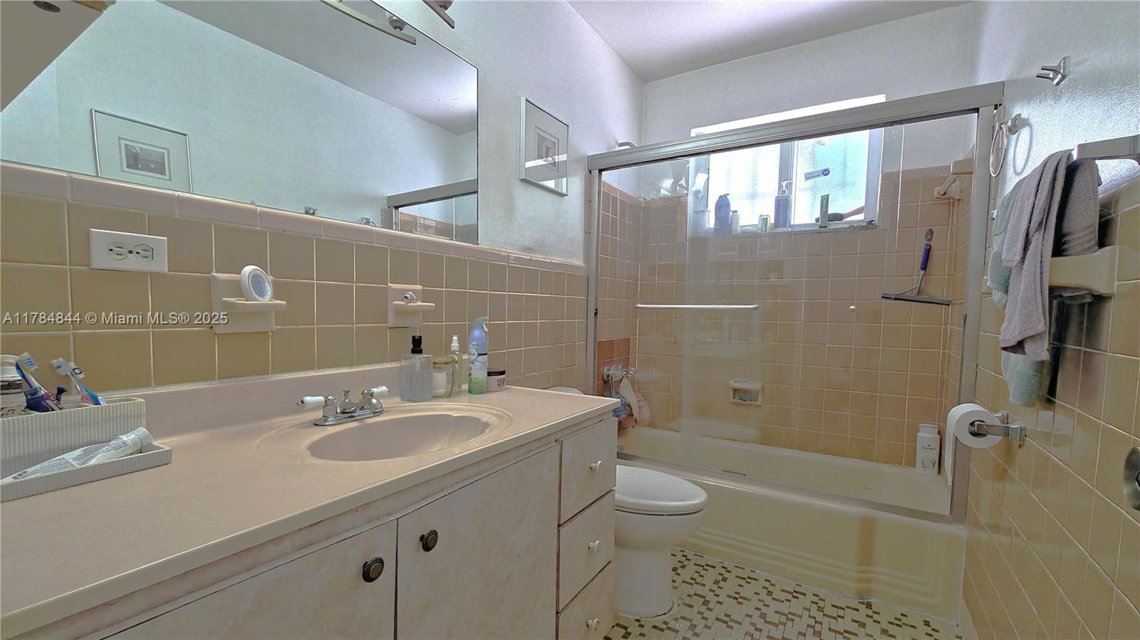 Real estate property located at 1801 81st Ter, Miami-dade, W Little River Rev, Miami, FL
