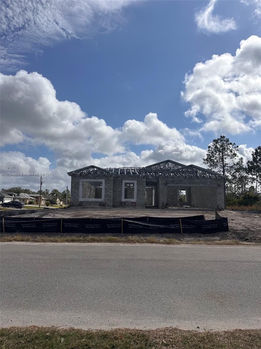 Real estate property located at 3060 Sean Road, Sarasota, 1588 - Port Charlotte Sub, Sarasota, FL