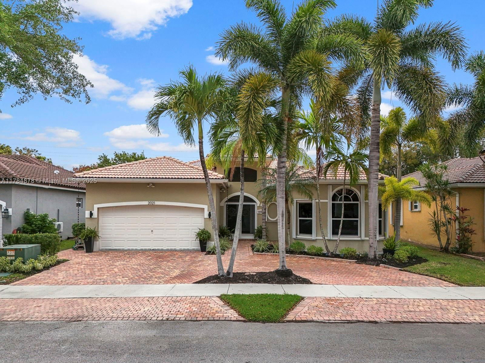 Real estate property located at 2021 17th Ave, Miami-dade, Keys Landing, Homestead, FL