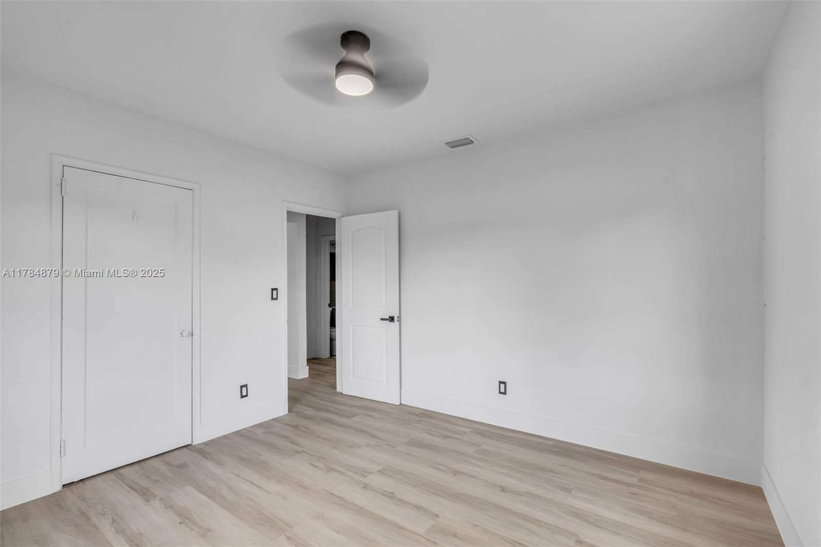 Real estate property located at 301 35th St, Miami-dade, Adrian At Suniland, Hialeah, FL