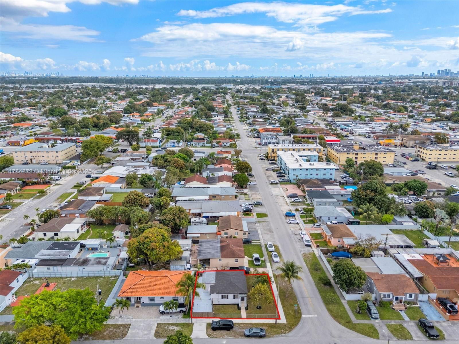 Real estate property located at 301 35th St, Miami-dade, Adrian At Suniland, Hialeah, FL
