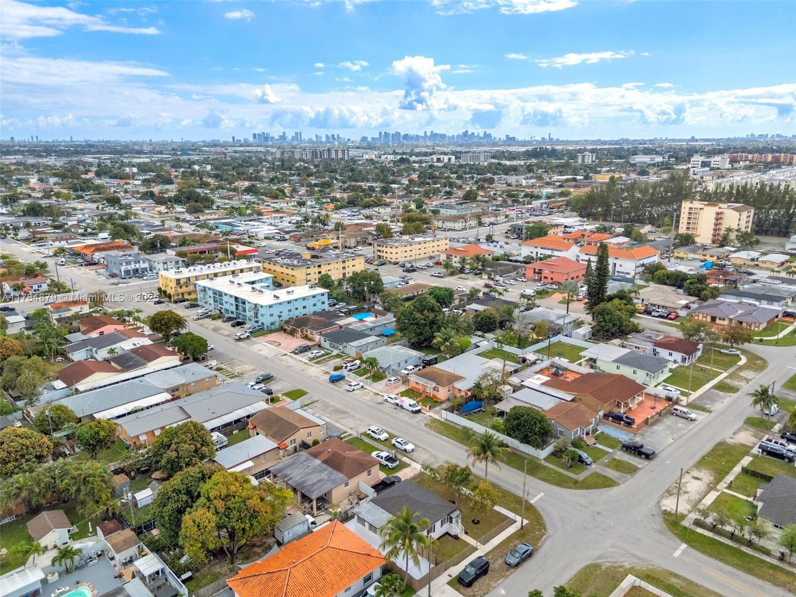 Real estate property located at 301 35th St, Miami-dade, Adrian At Suniland, Hialeah, FL