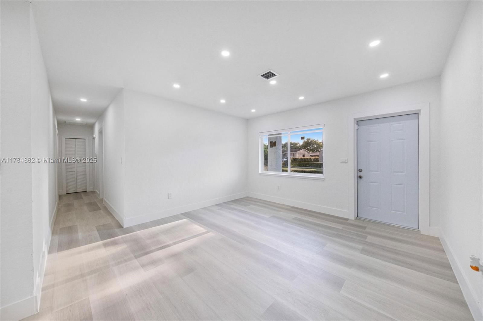 Real estate property located at 6811 28th Ave, Miami-dade, Gladeview, Miami, FL