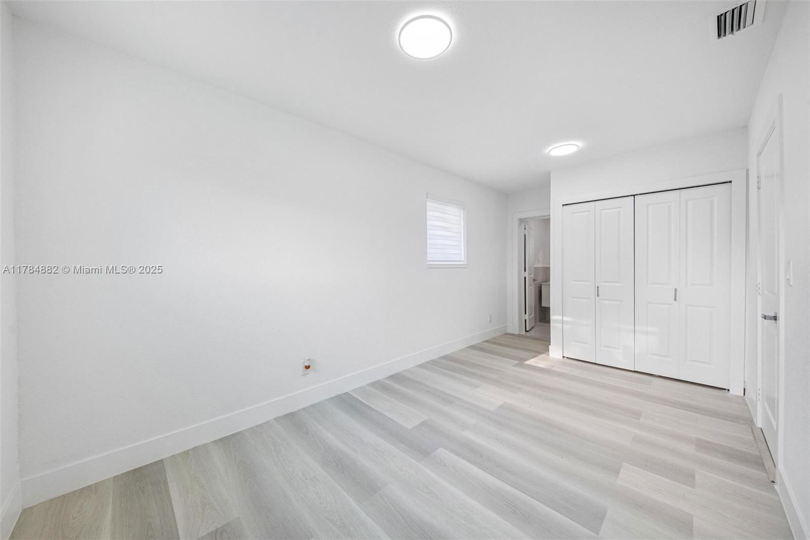 Real estate property located at 6811 28th Ave, Miami-dade, Gladeview, Miami, FL