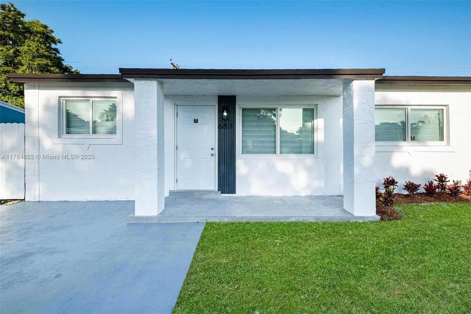 Real estate property located at 6811 28th Ave, Miami-dade, Gladeview, Miami, FL