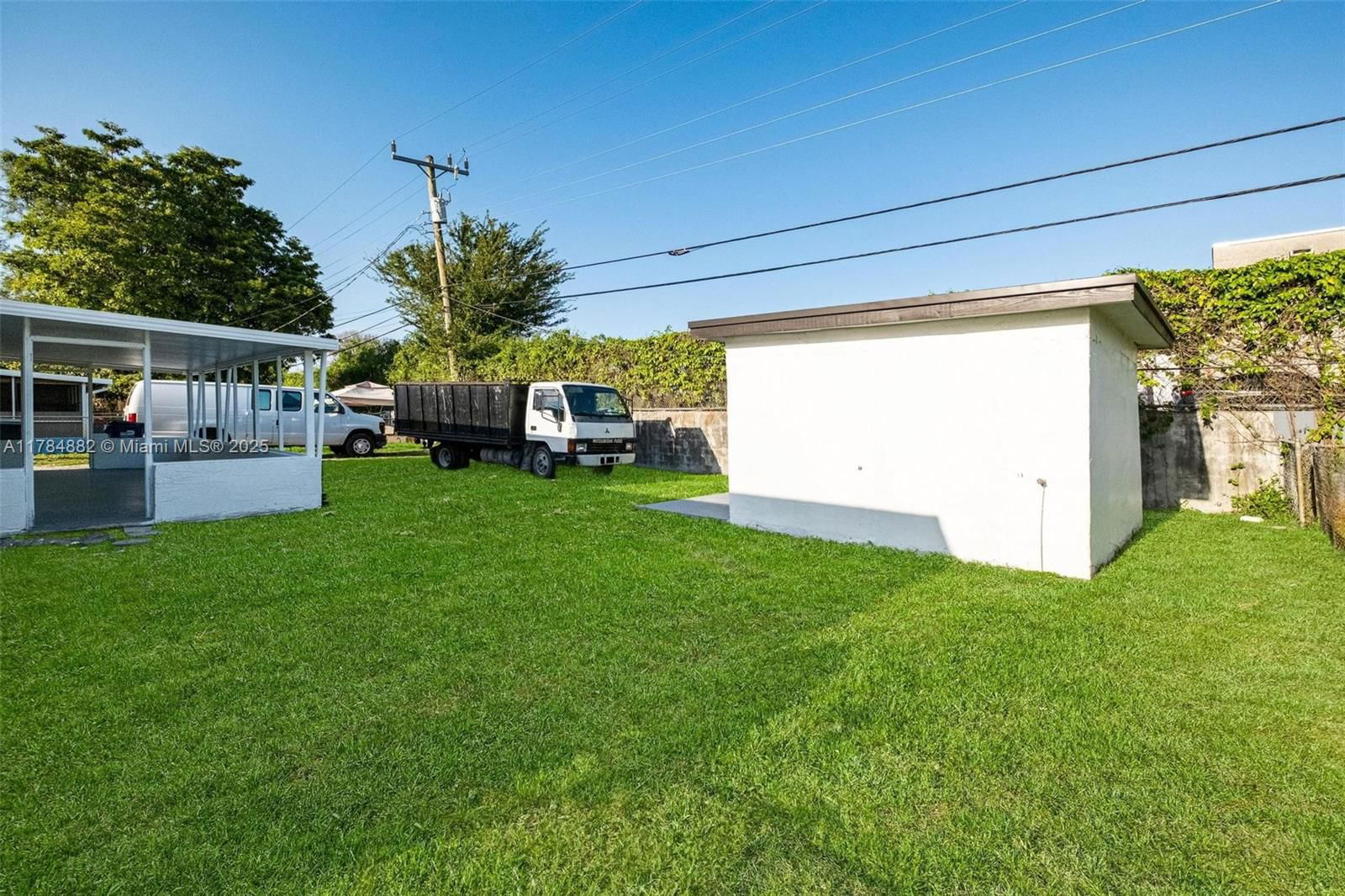 Real estate property located at 6811 28th Ave, Miami-dade, Gladeview, Miami, FL