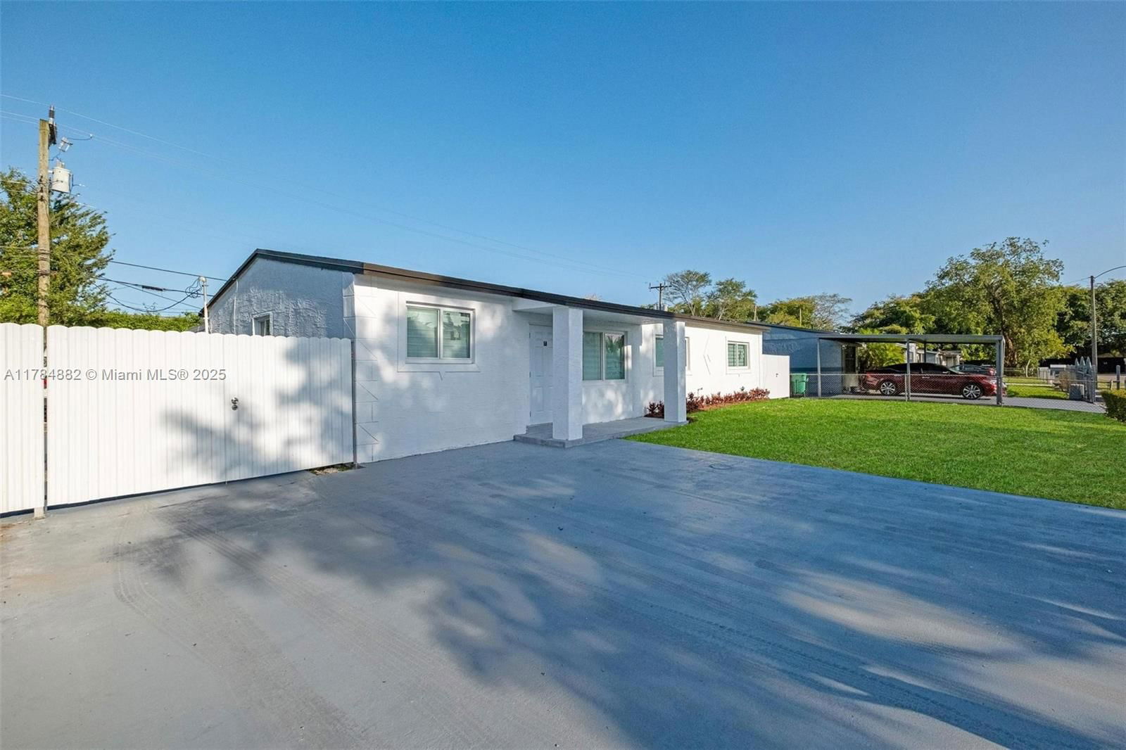 Real estate property located at 6811 28th Ave, Miami-dade, Gladeview, Miami, FL