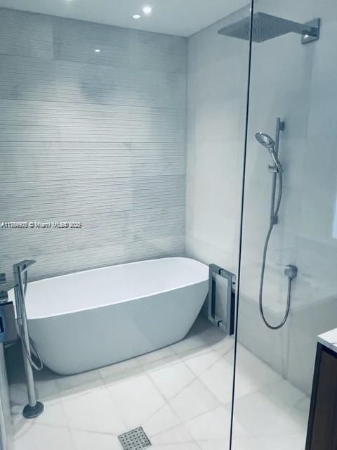 Real estate property located at 304 Ocean Dr #302, Miami-dade, Ocean Park, Miami Beach, FL