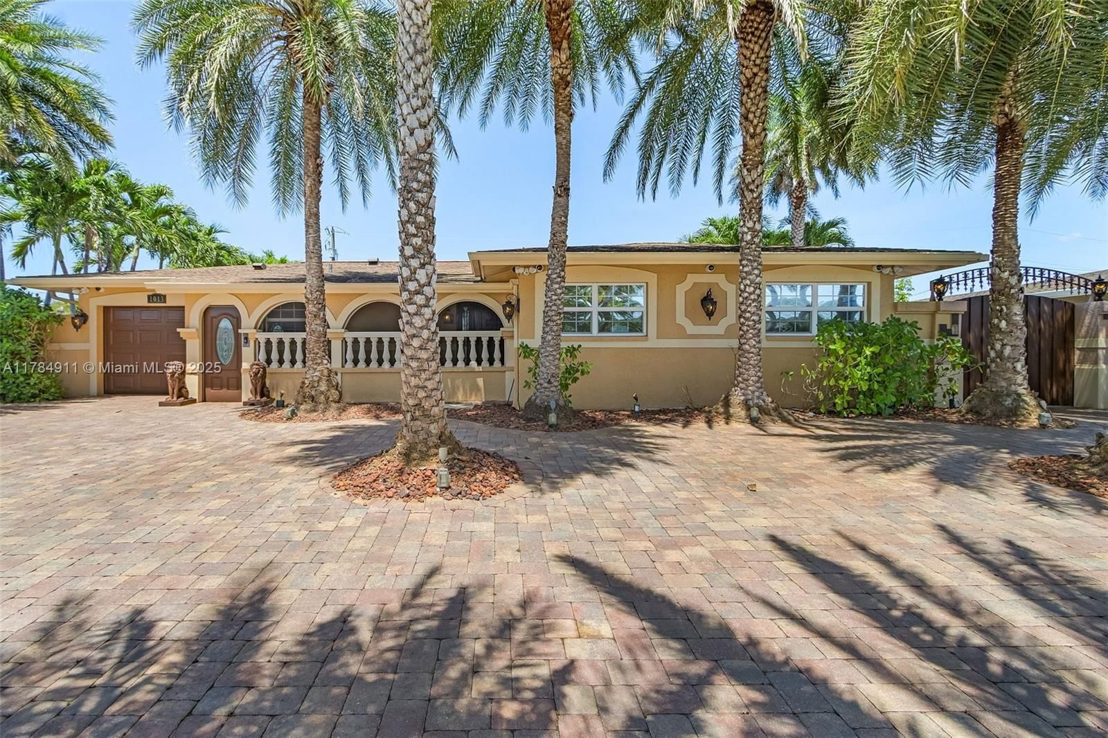 Real estate property located at 1013 44th, Lee, Cape Coral, Cape Coral, FL