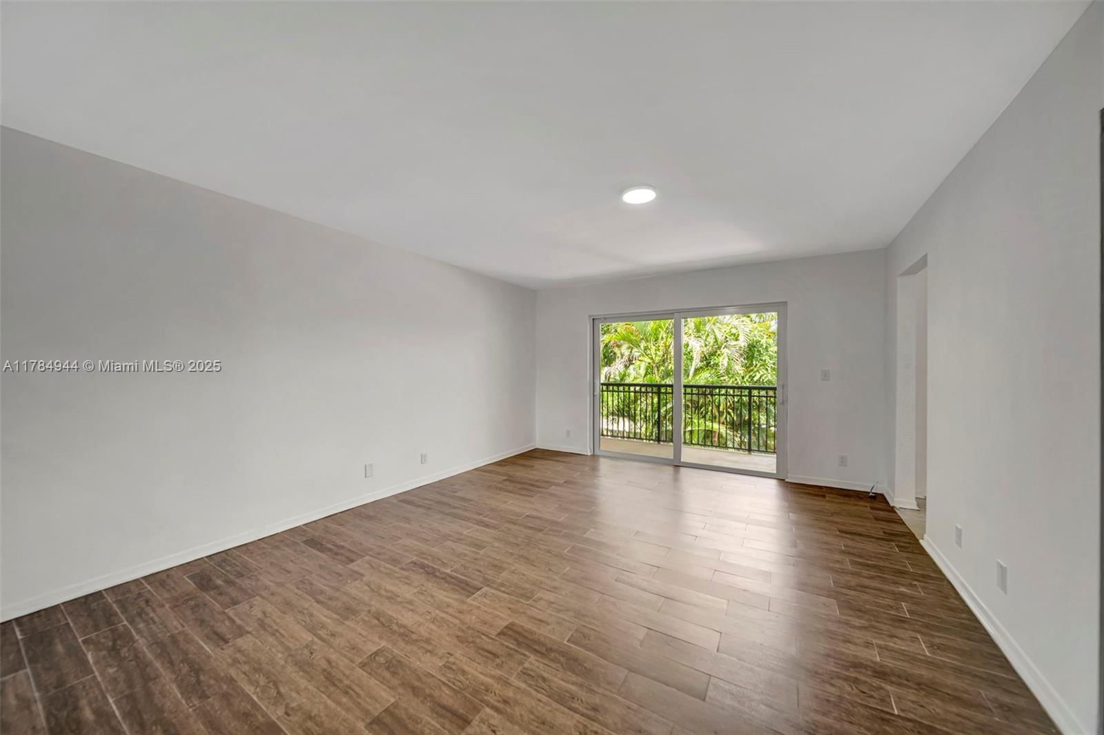 Real estate property located at 4165 66th Way #137, Broward, Brentwood Townhouse 4 Con, Davie, FL