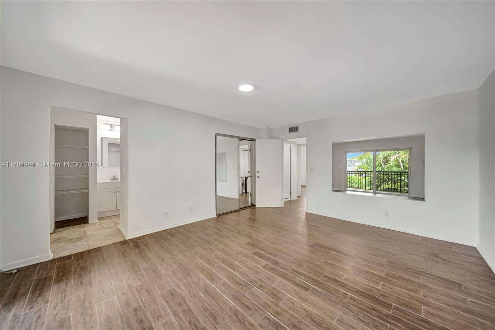 Real estate property located at 4165 66th Way #137, Broward, Brentwood Townhouse 4 Con, Davie, FL