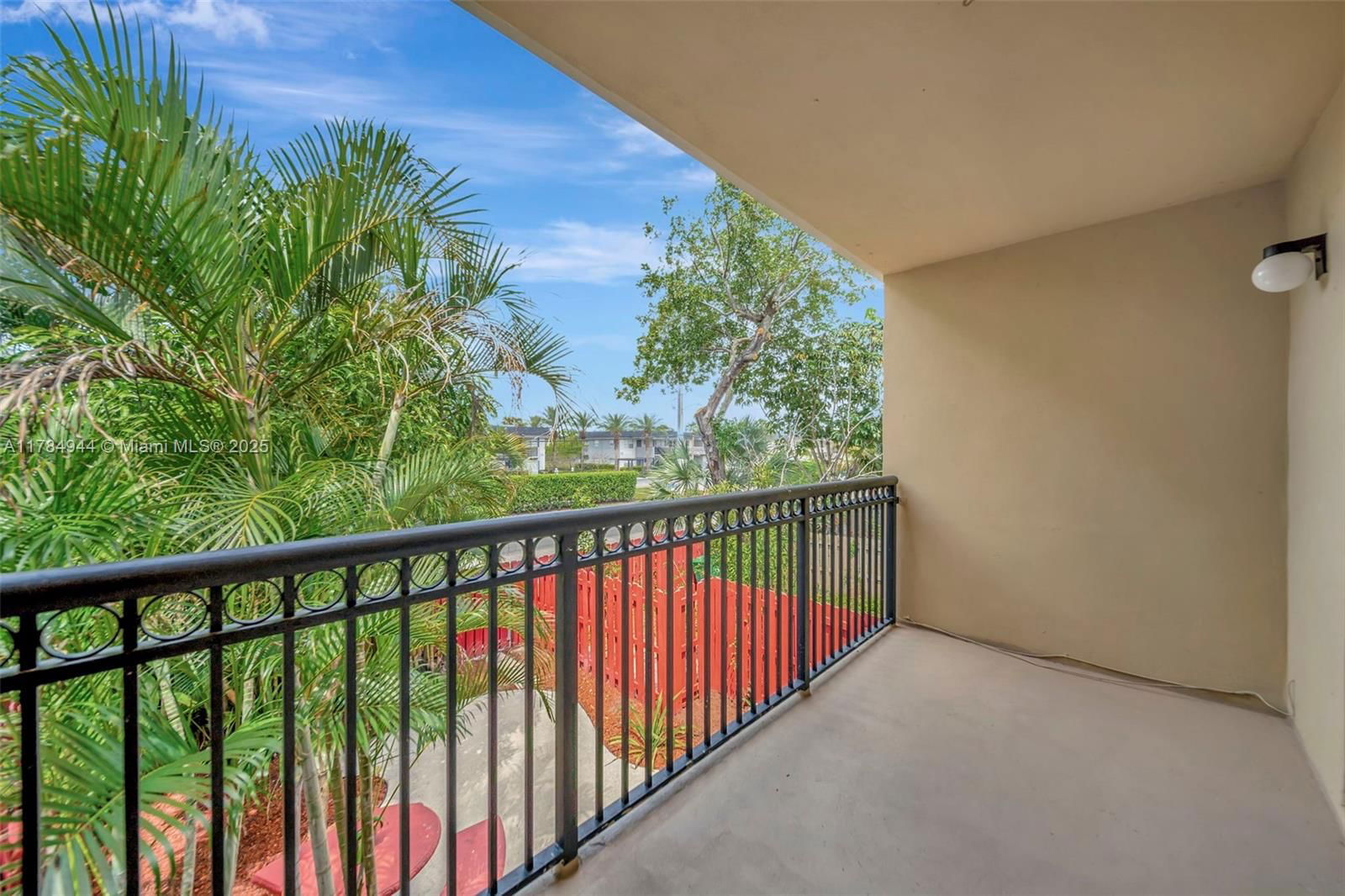 Real estate property located at 4165 66th Way #137, Broward, Brentwood Townhouse 4 Con, Davie, FL