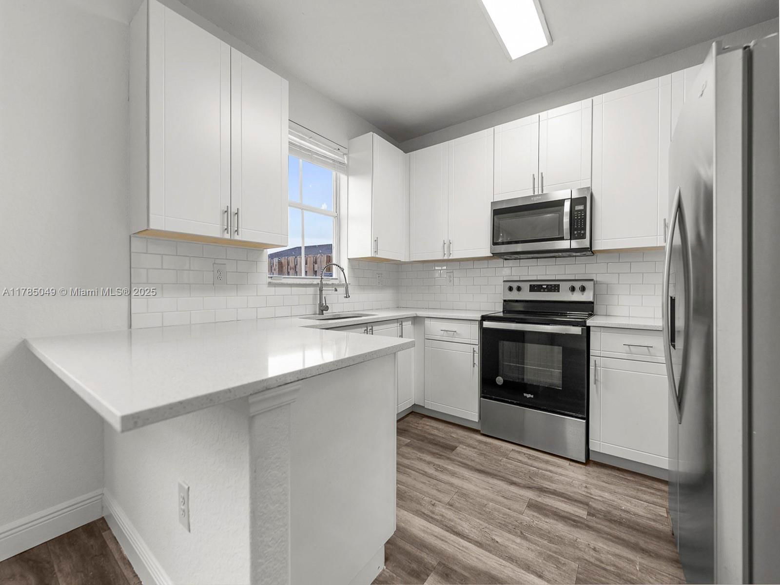 Real estate property located at 2593 13th Ct, Miami-dade, Keys Garden, Homestead, FL