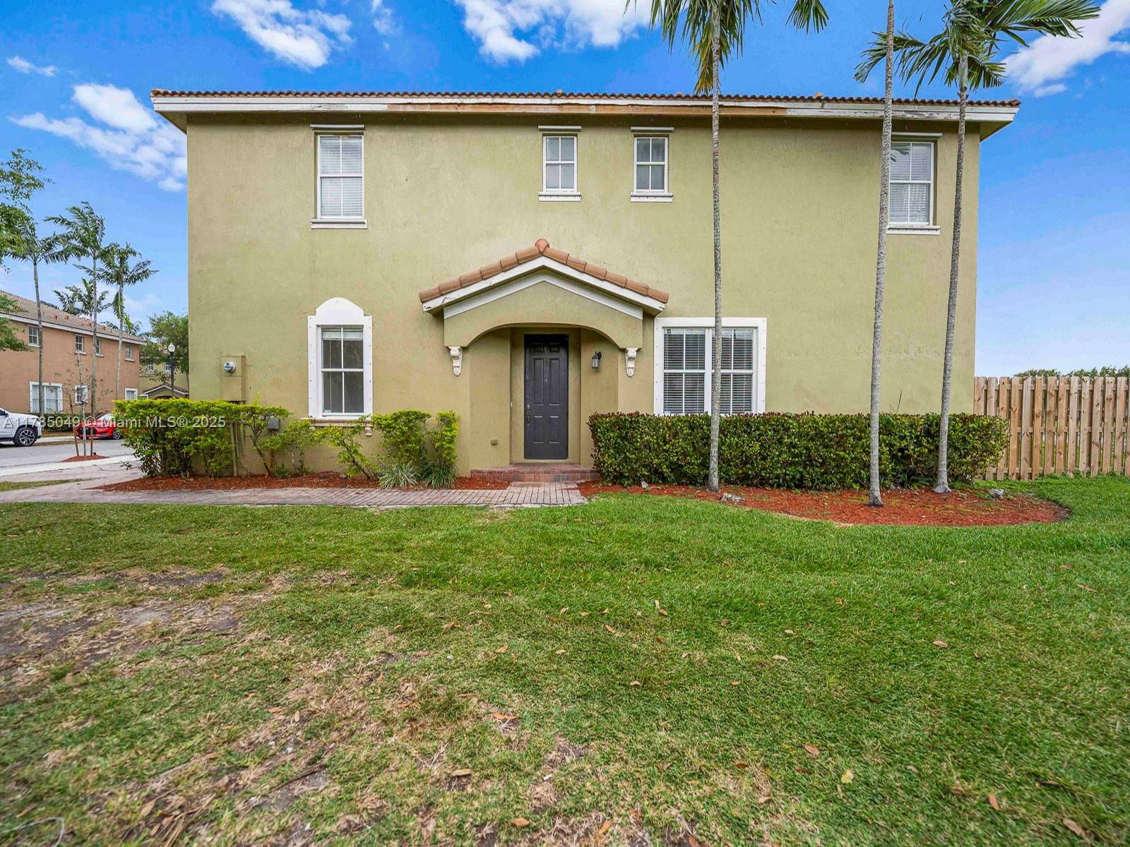 Real estate property located at 2593 13th Ct, Miami-dade, Keys Garden, Homestead, FL