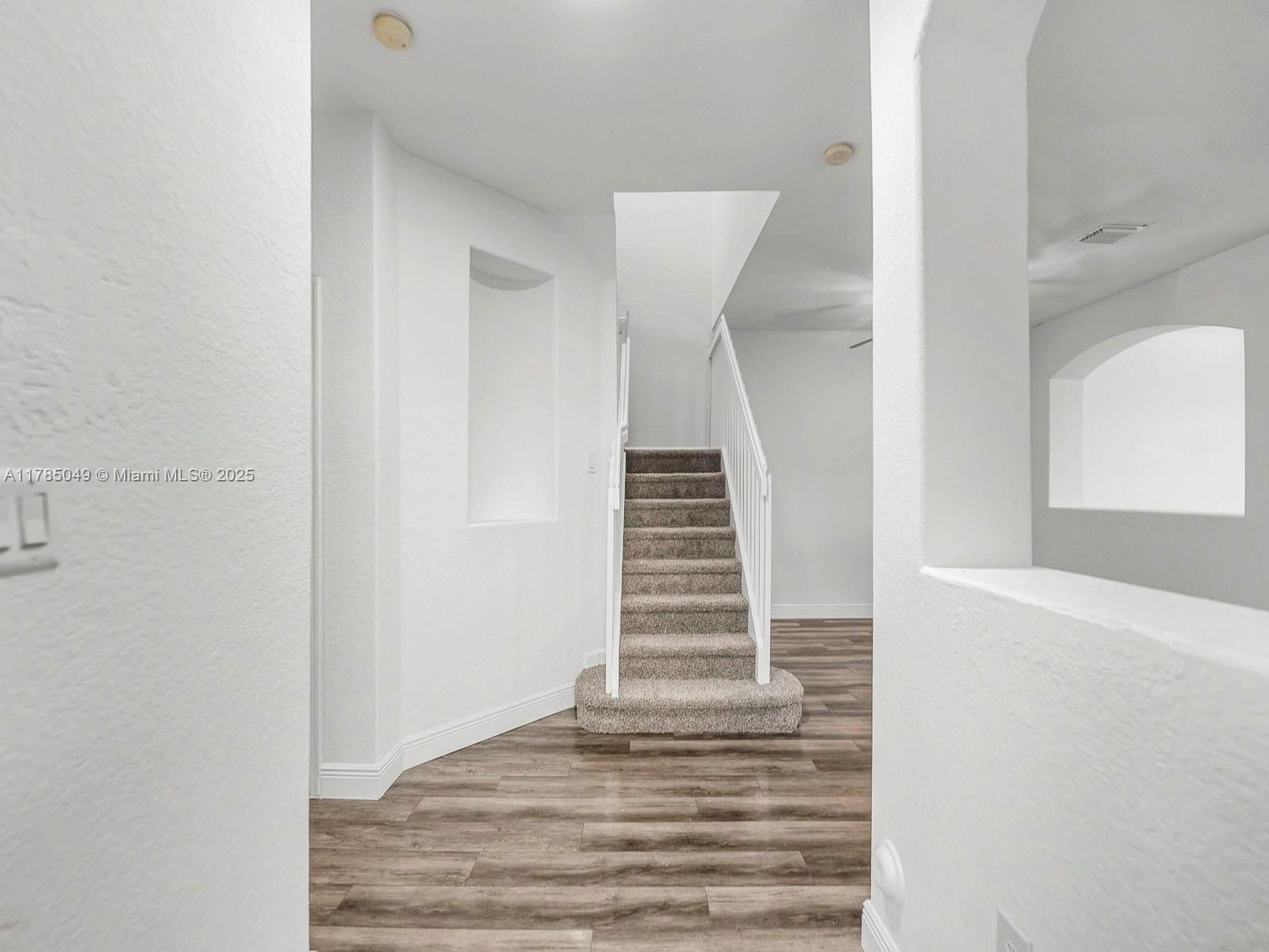 Real estate property located at 2593 13th Ct, Miami-dade, Keys Garden, Homestead, FL