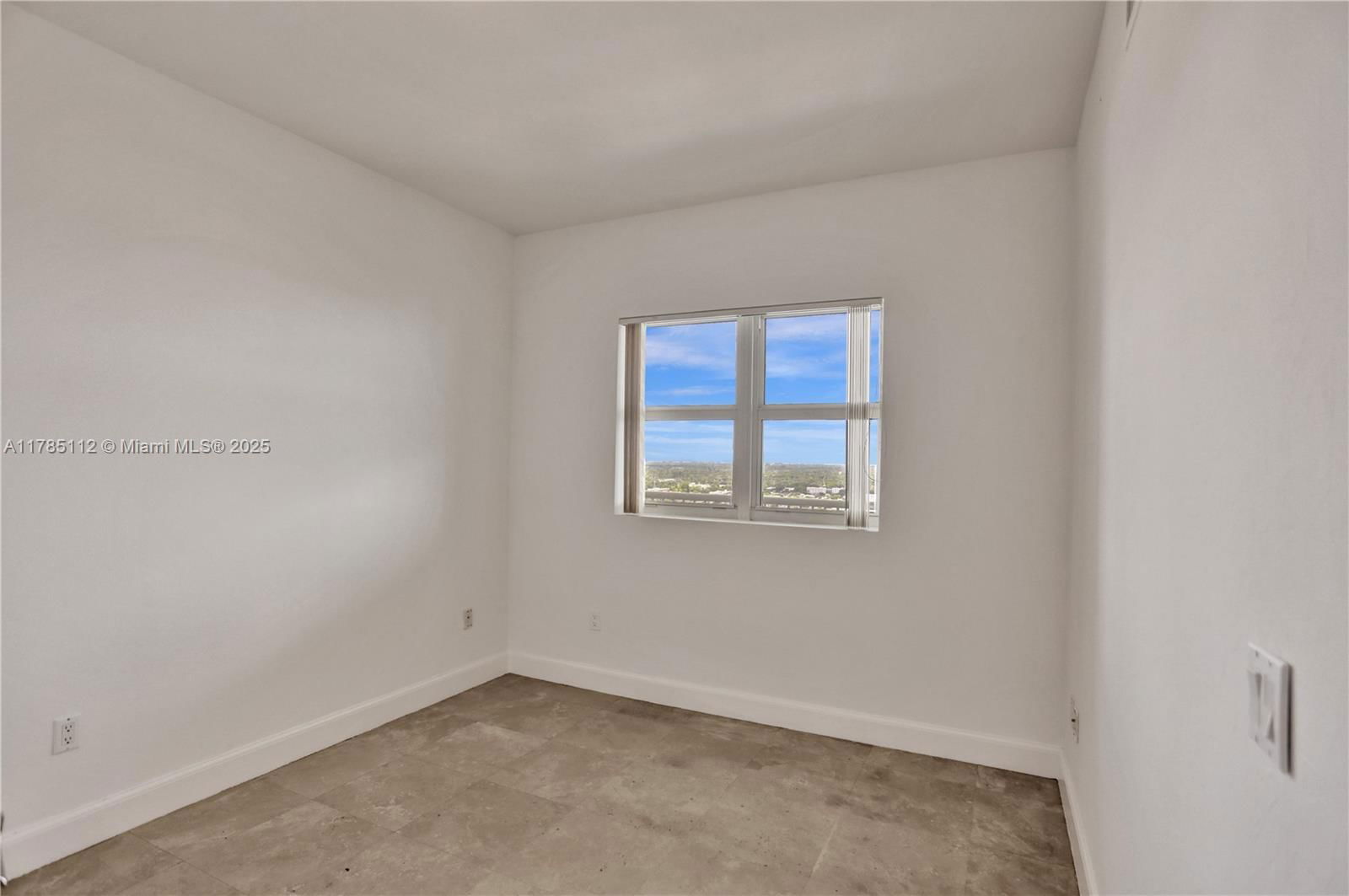 Real estate property located at 15051 Royal Oaks Ln #2503, Miami-dade, The Oaks I Condo, North Miami, FL