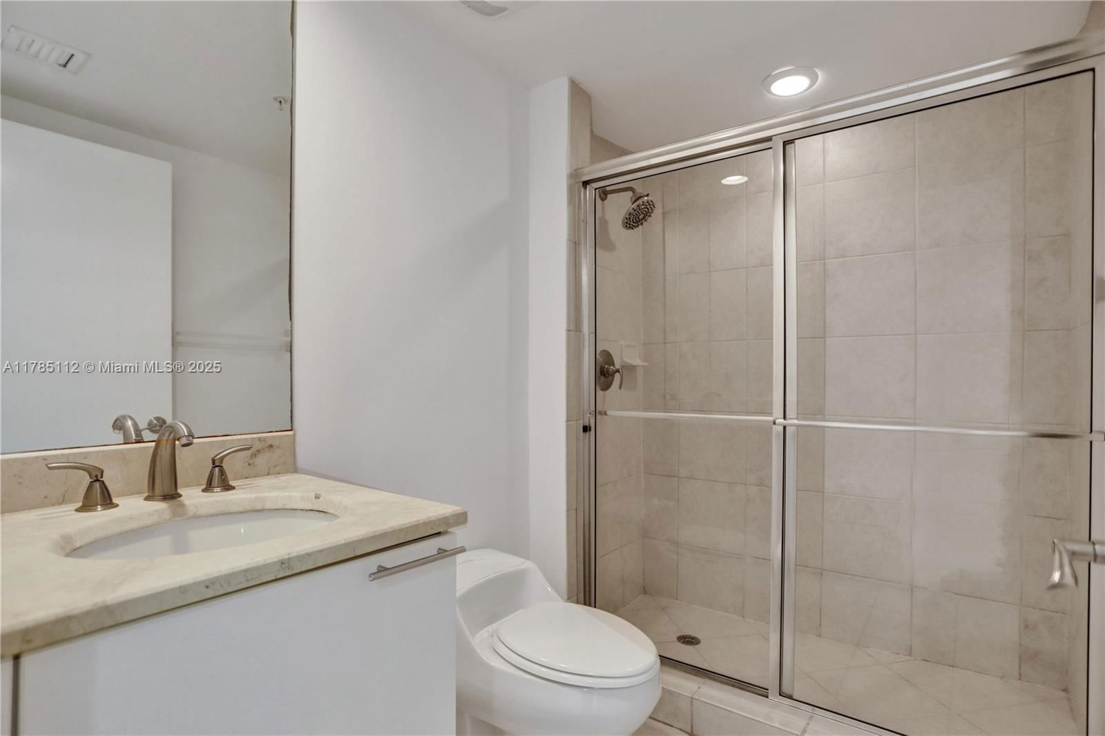 Real estate property located at 15051 Royal Oaks Ln #2503, Miami-dade, The Oaks I Condo, North Miami, FL