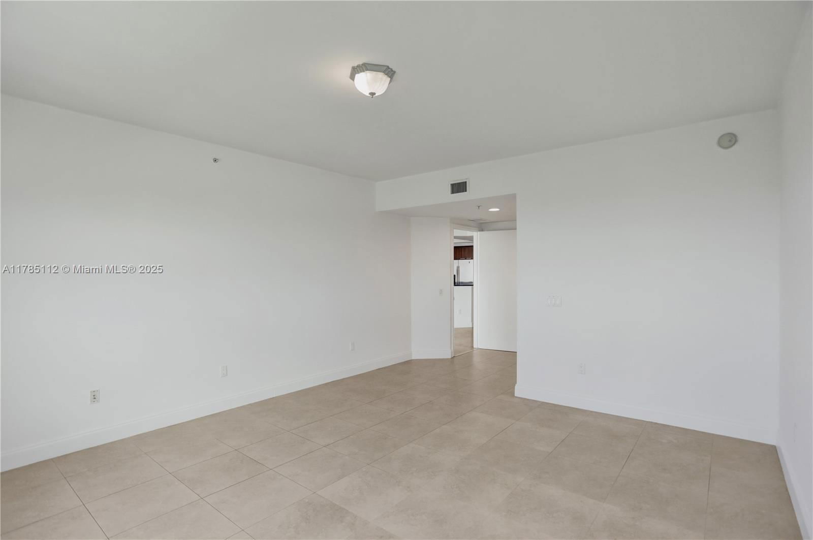 Real estate property located at 15051 Royal Oaks Ln #2503, Miami-dade, The Oaks I Condo, North Miami, FL