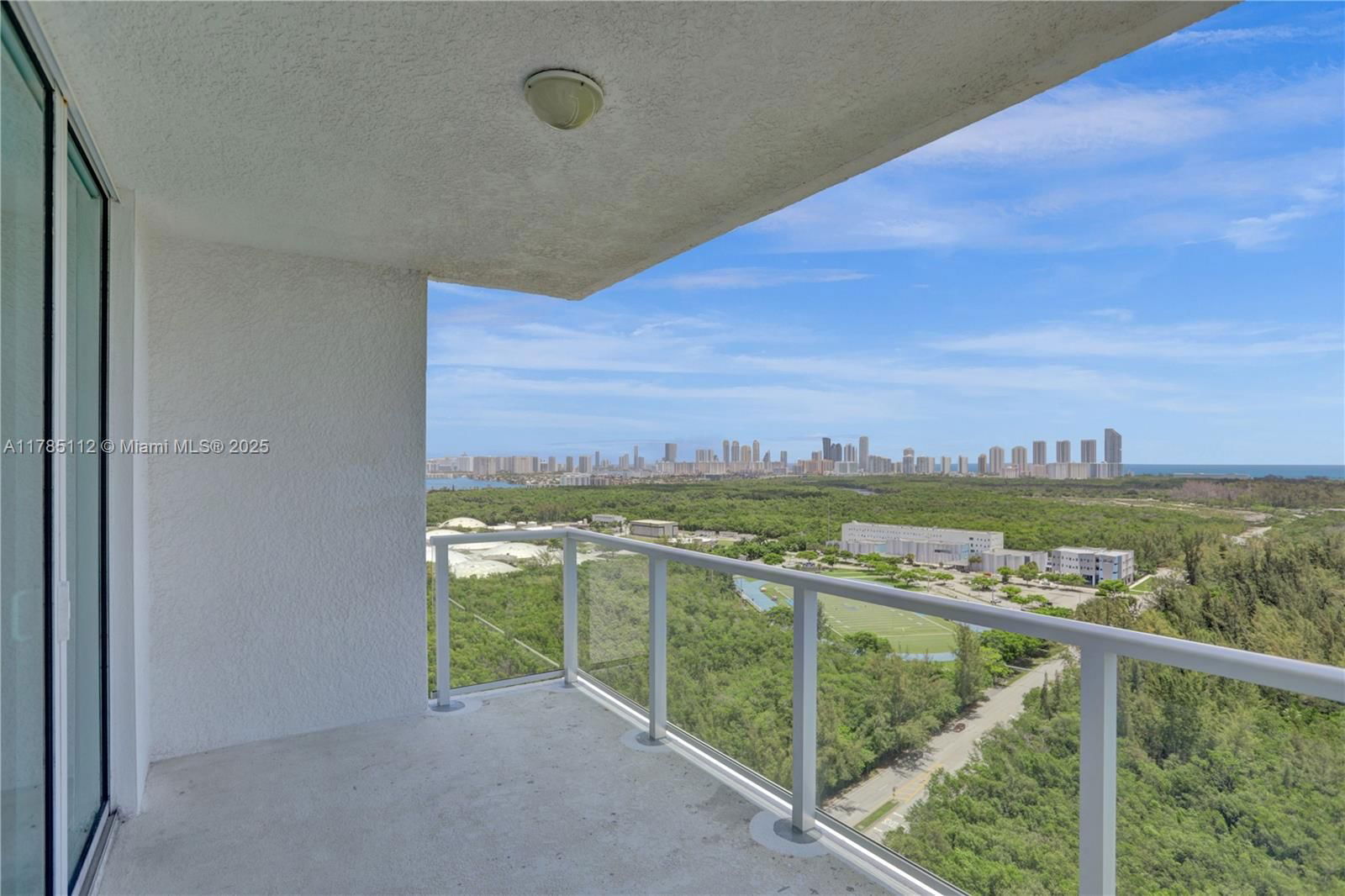 Real estate property located at 15051 Royal Oaks Ln #2503, Miami-dade, The Oaks I Condo, North Miami, FL