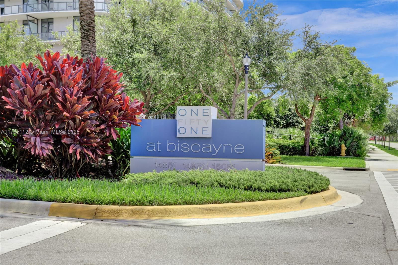 Real estate property located at 15051 Royal Oaks Ln #2503, Miami-dade, The Oaks I Condo, North Miami, FL