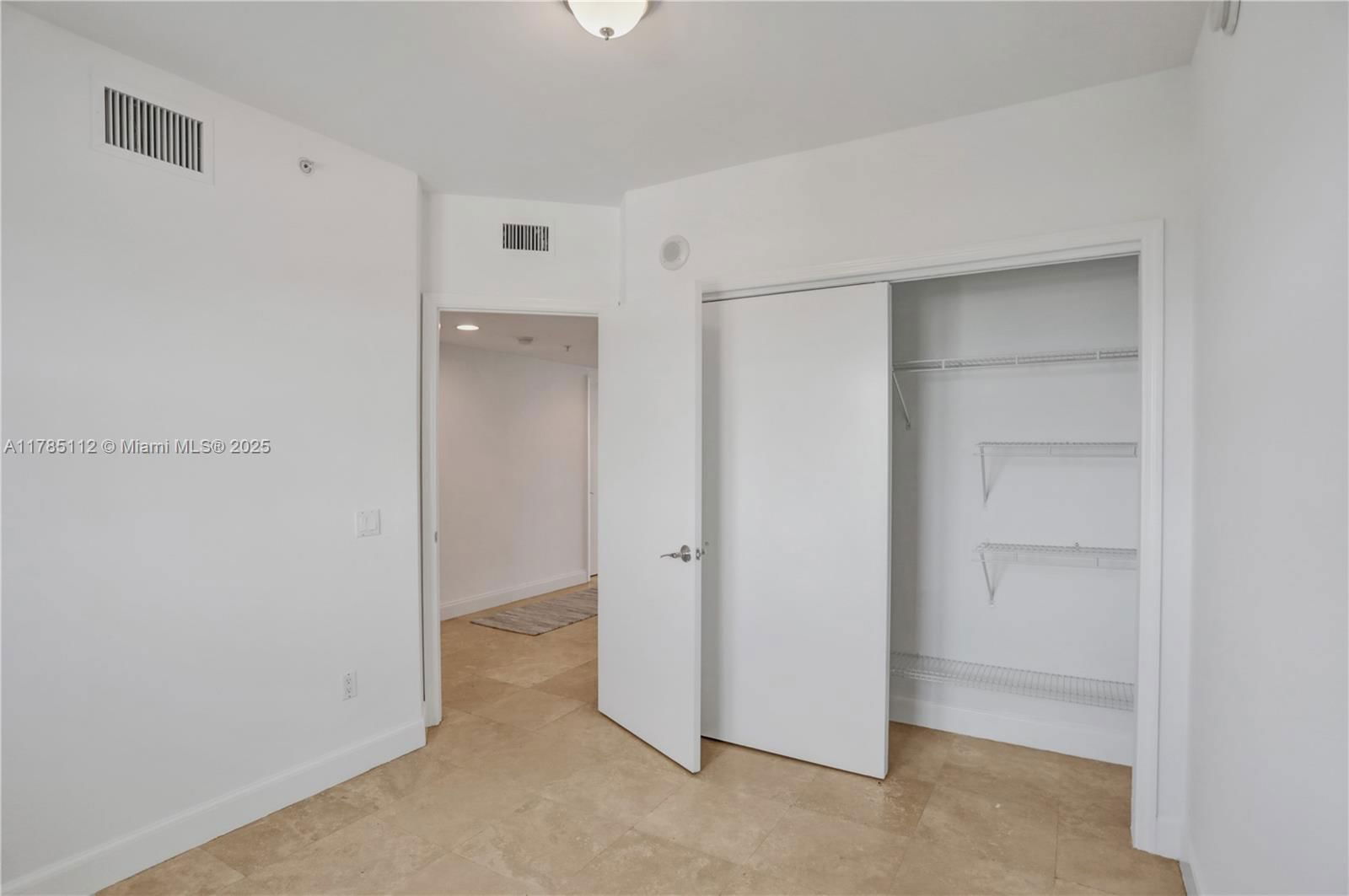 Real estate property located at 15051 Royal Oaks Ln #2503, Miami-dade, The Oaks I Condo, North Miami, FL