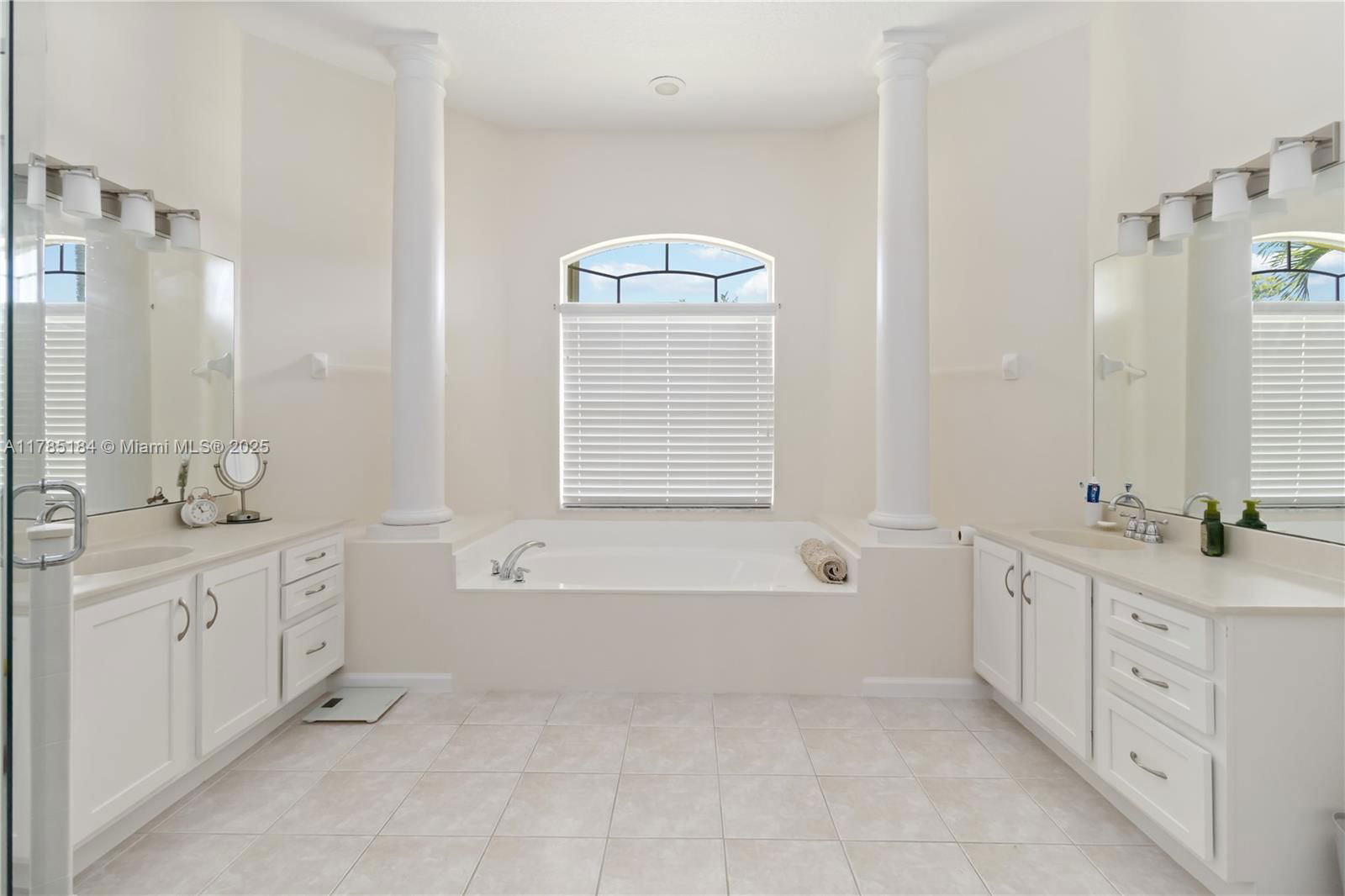 Real estate property located at 11718 63rd Ln, Palm Beach, The Acreage, West Palm Beach, FL