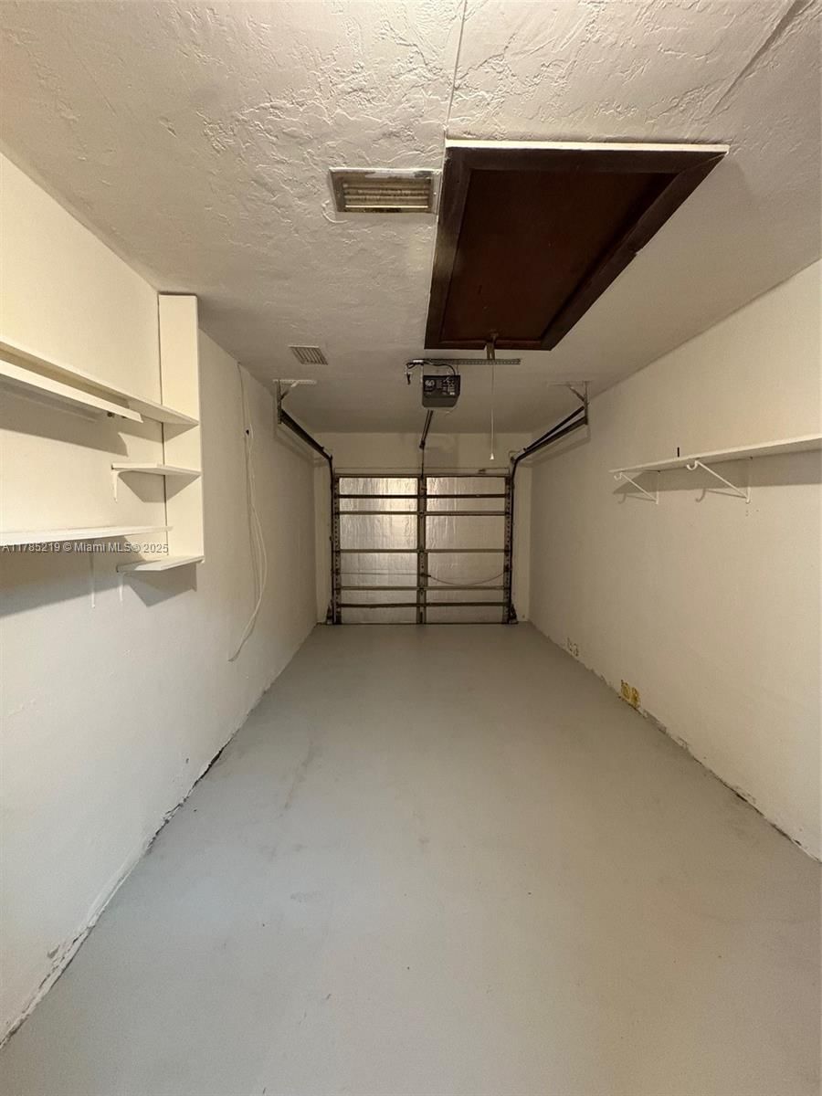 Real estate property located at 12021 119th St, Miami-dade, Devon-aire Estates Sec 5, Miami, FL