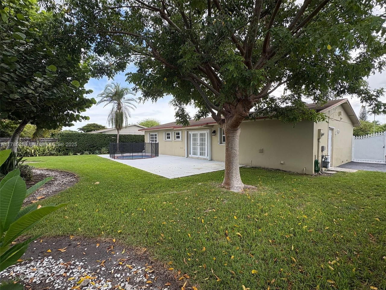 Real estate property located at 12021 119th St, Miami-dade, Devon-aire Estates Sec 5, Miami, FL
