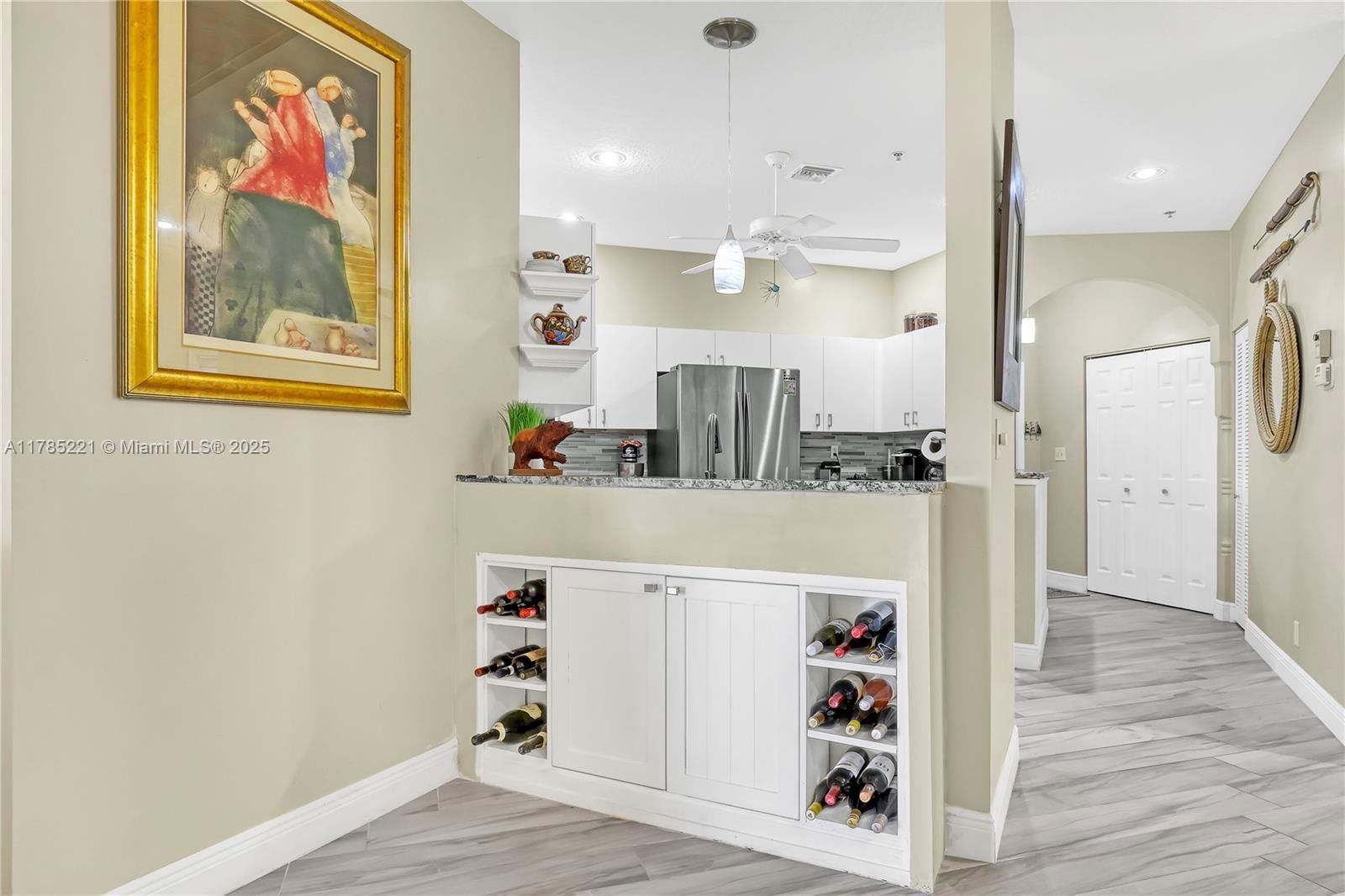 Real estate property located at 6121 Landing Way #13, Martin, Hansons Landing Condo, Stuart, FL
