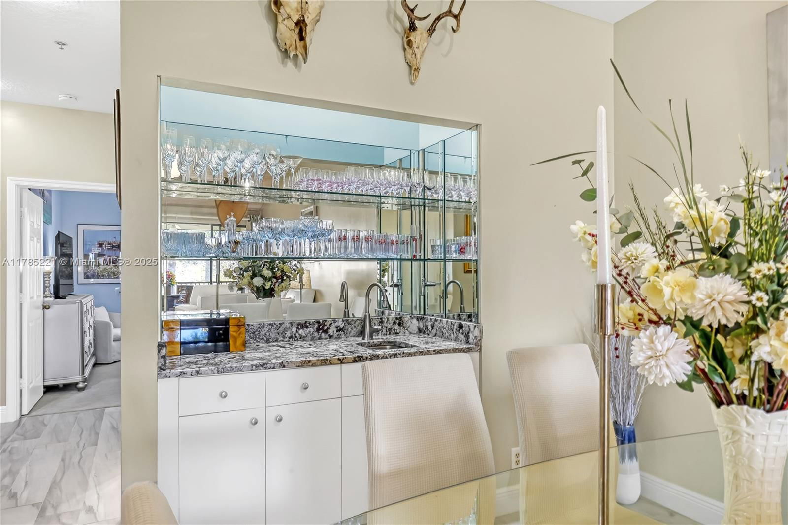 Real estate property located at 6121 Landing Way #13, Martin, Hansons Landing Condo, Stuart, FL
