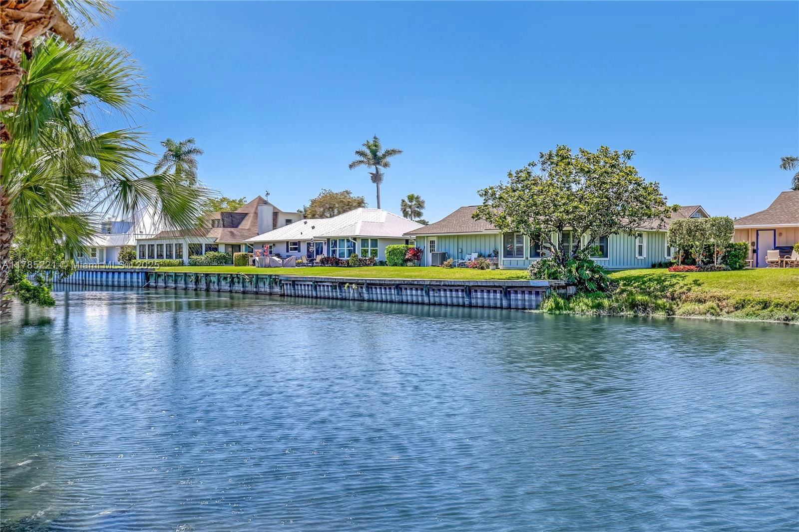 Real estate property located at 6121 Landing Way #13, Martin, Hansons Landing Condo, Stuart, FL