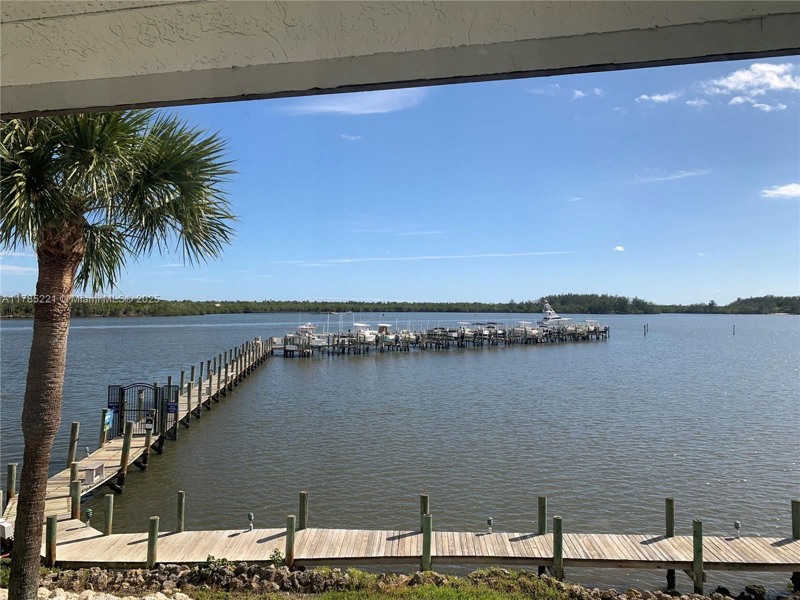 Real estate property located at 6121 Landing Way #13, Martin, Hansons Landing Condo, Stuart, FL