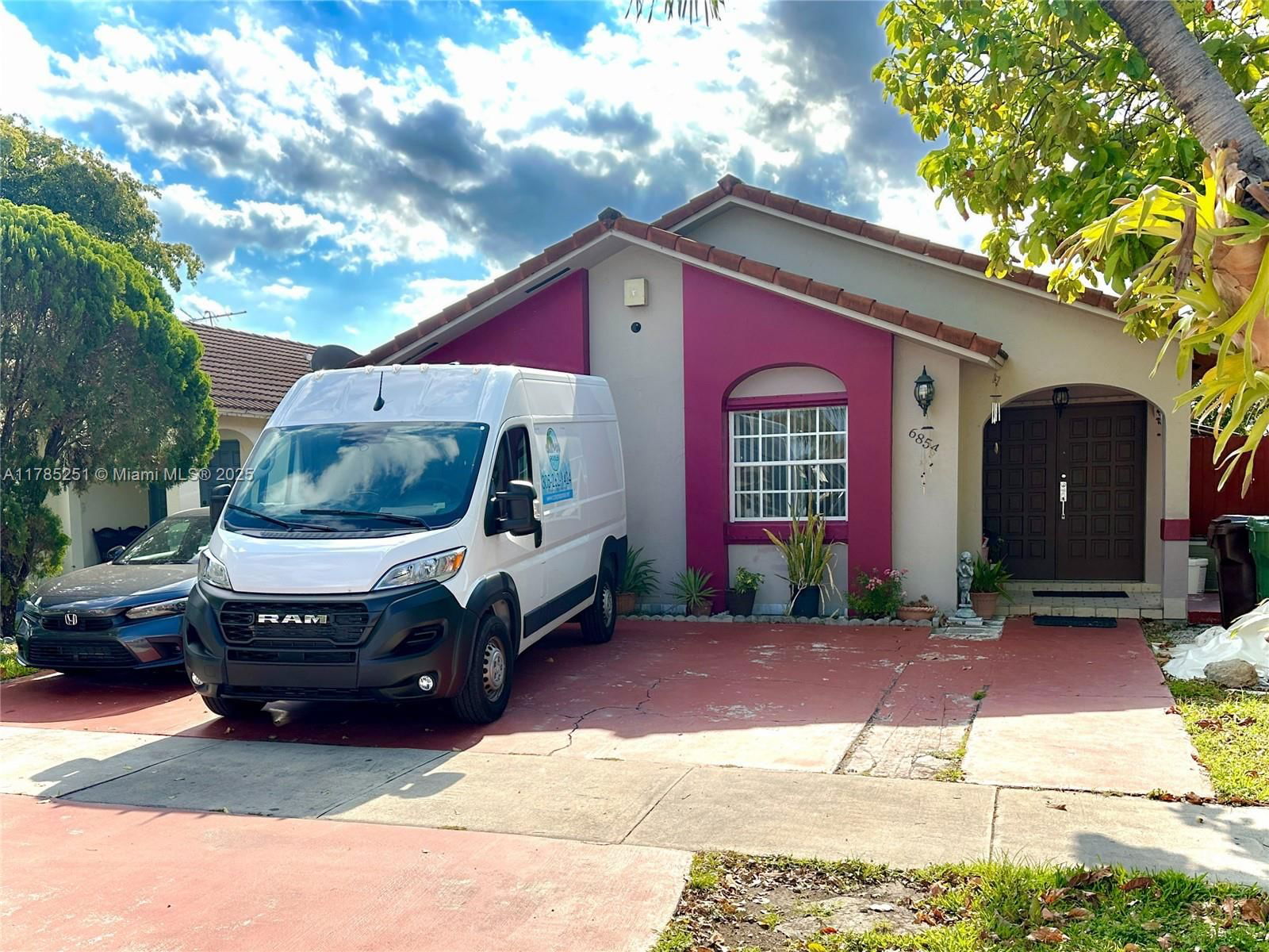 Real estate property located at 6854 25th Ct, Miami-dade, West Palm Gardens 1st Add, Hialeah, FL